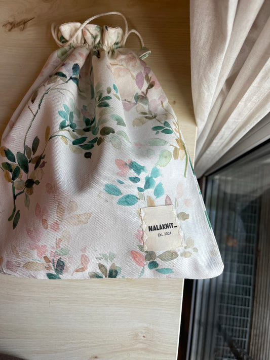Frosted Leafes drawstring bag
