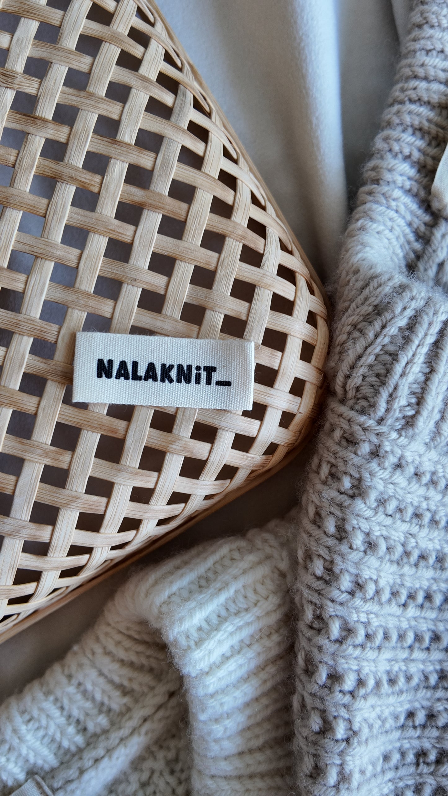 LABEL NALAKNIT_