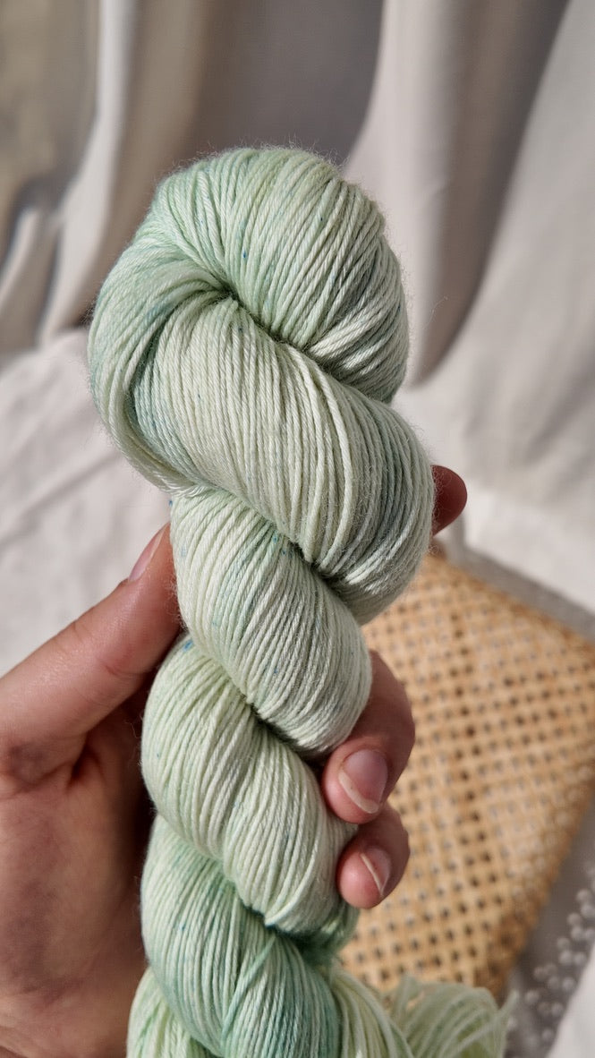 MERINO FROSTED LEAFES