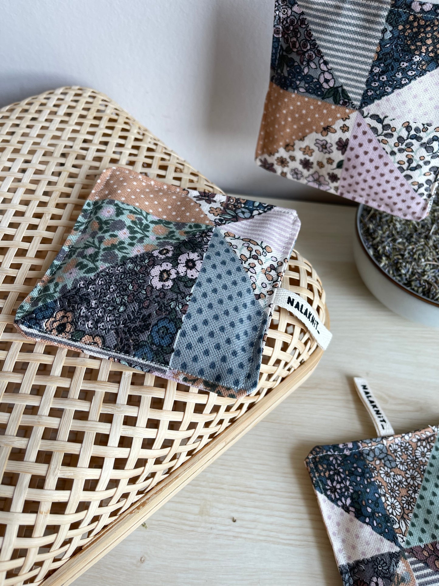 FLORAL CRUSH | LAVENDELKISSEN
