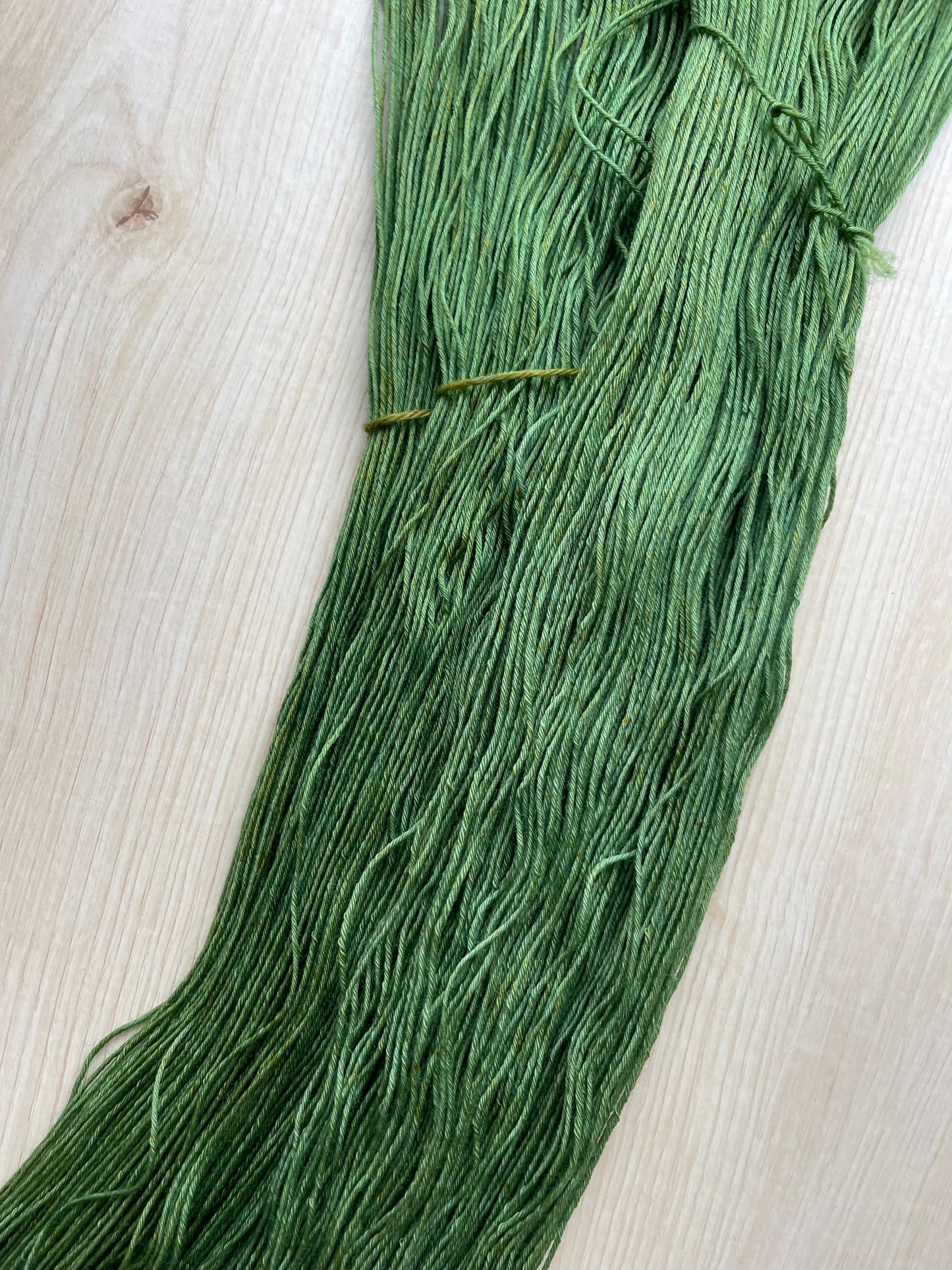 MUTED LEAF | JOB DYEING
