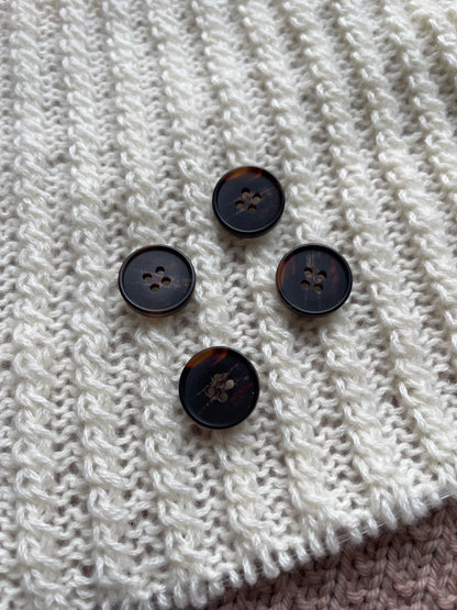 RESIN BUTTONS