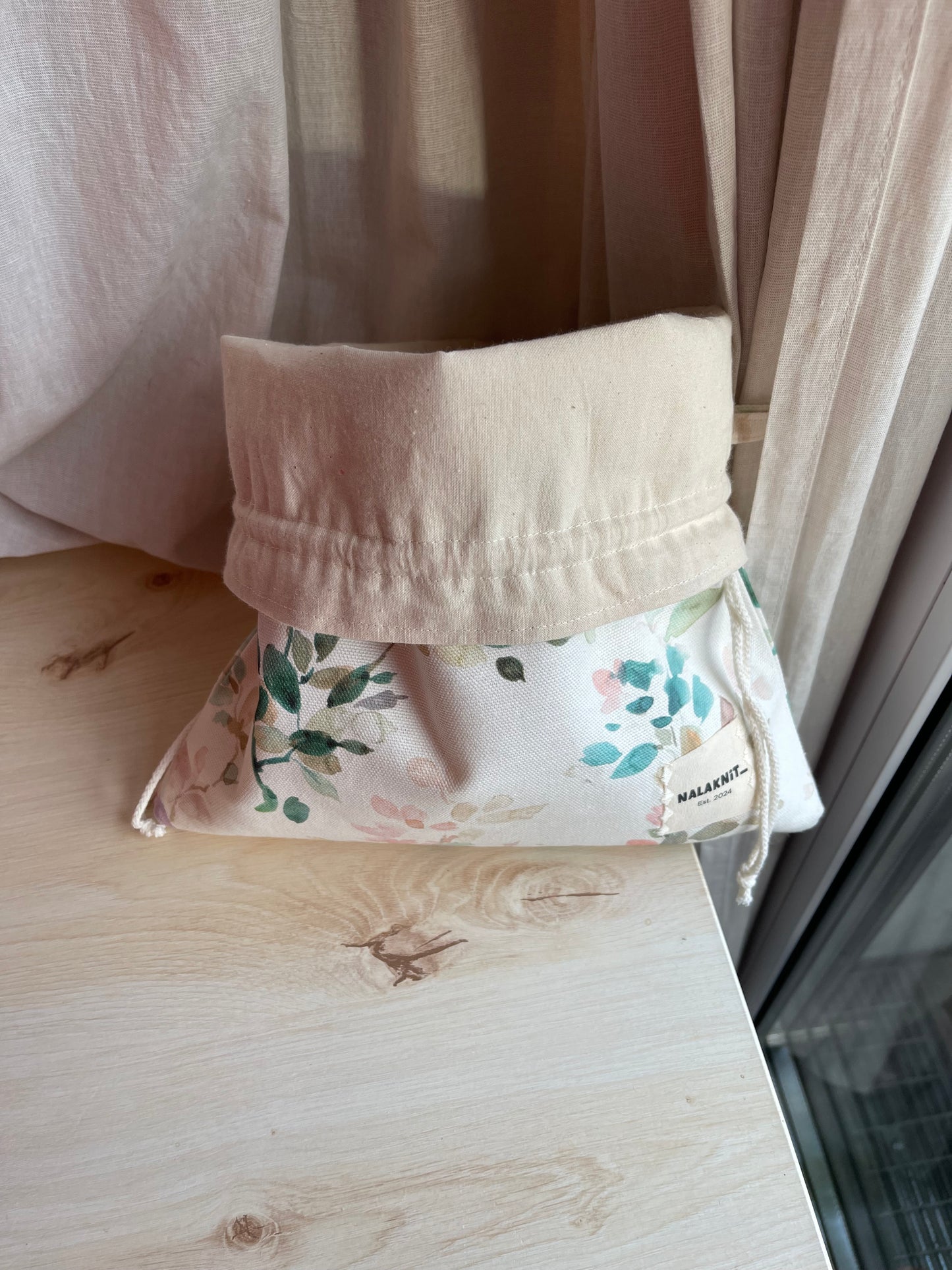 Frosted Leafes drawstring bag