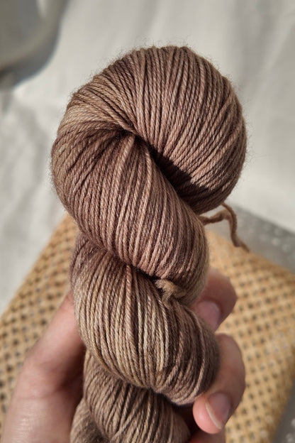 SOCKE DUSTY BROWN