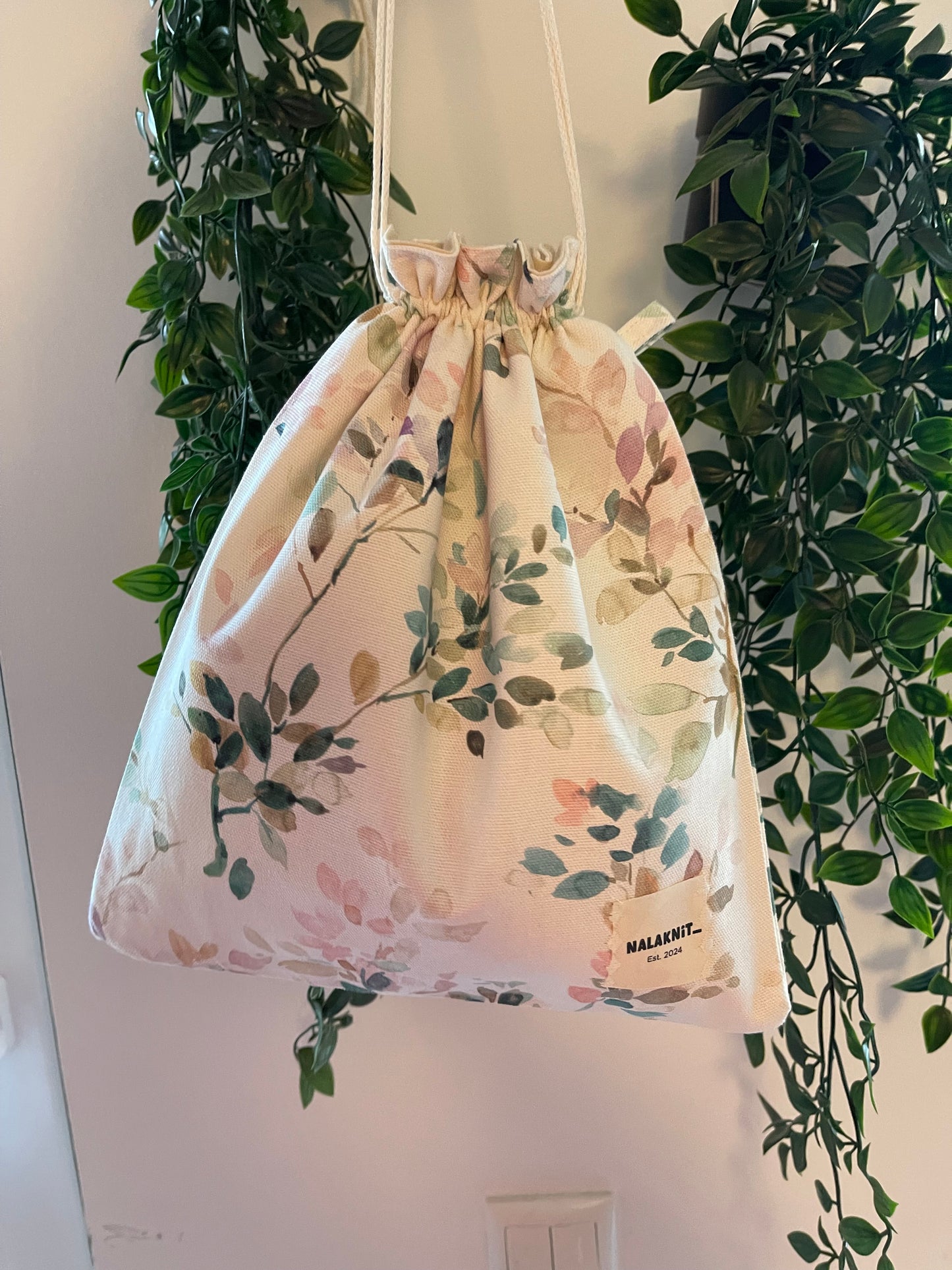 Frosted Leafes drawstring bag