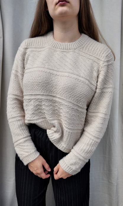 VIBE SWEATER