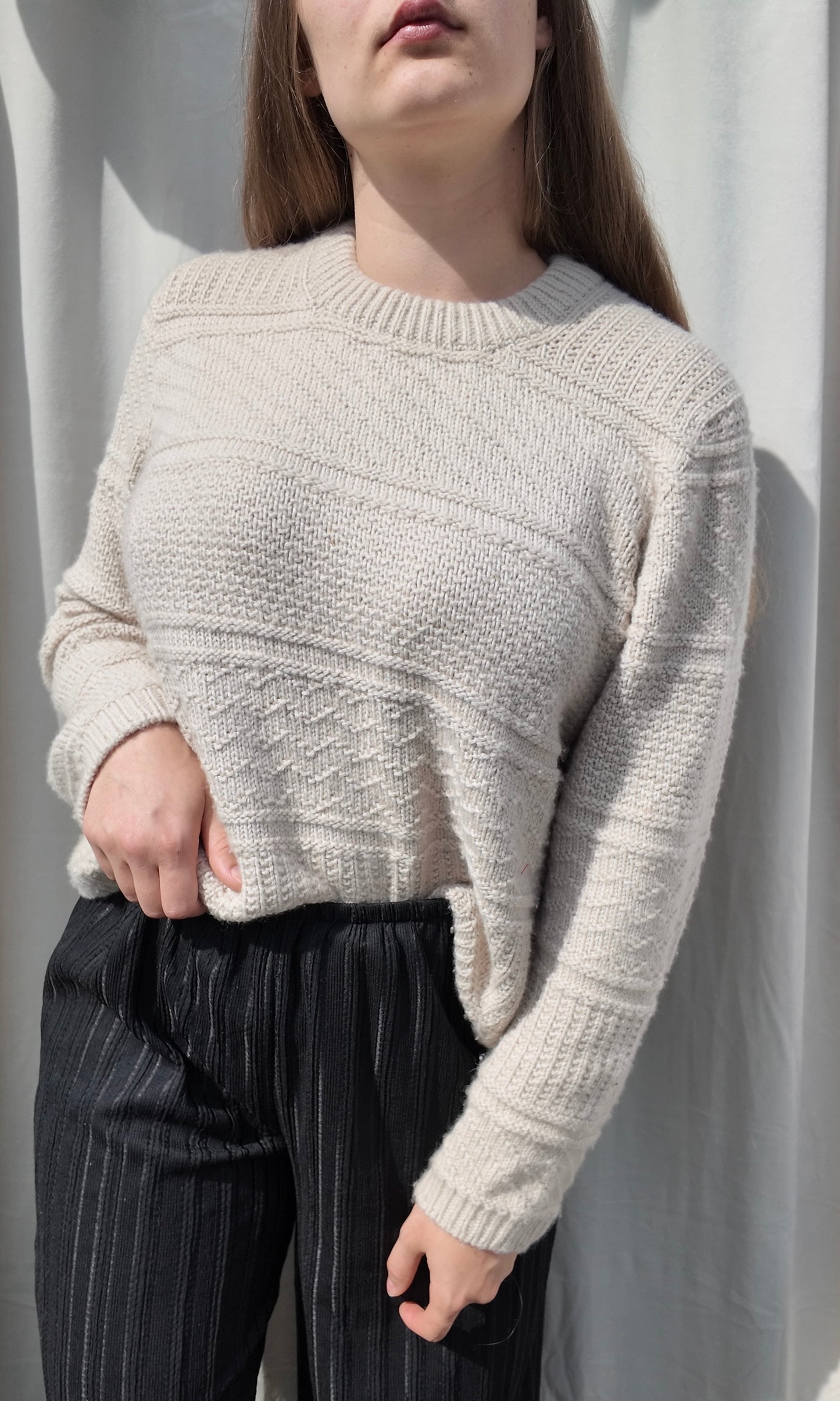 VIBE SWEATER