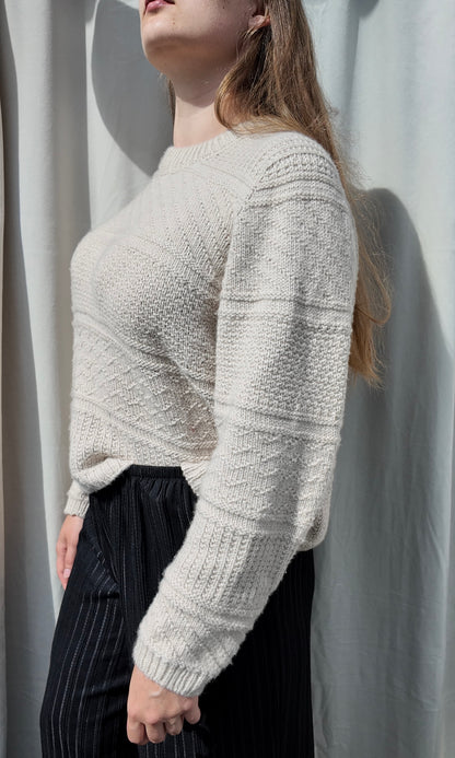 VIBE SWEATER