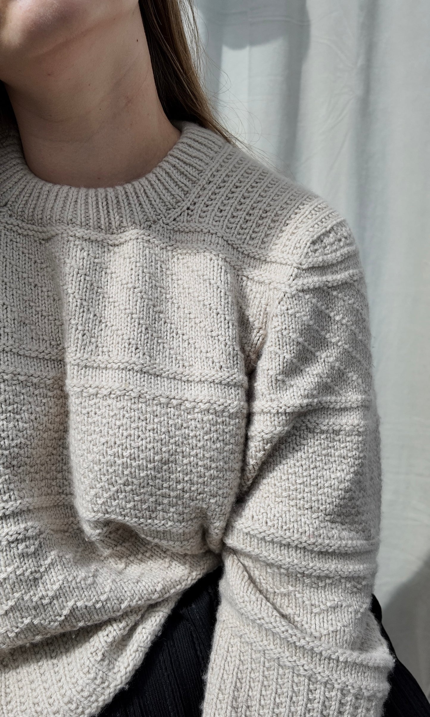VIBE SWEATER