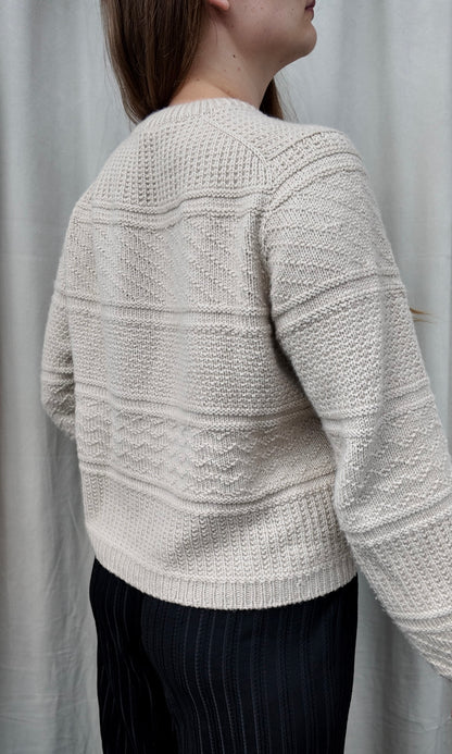 VIBE SWEATER