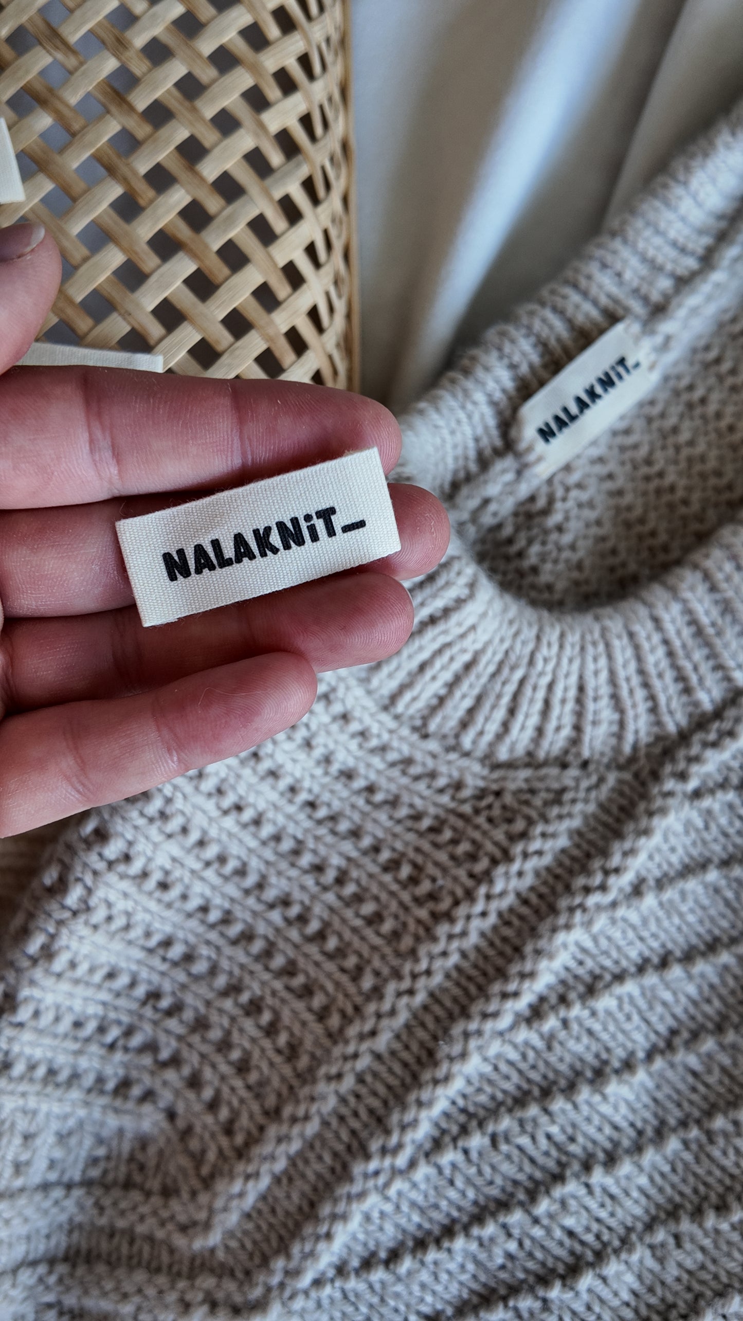 LABEL NALAKNIT_