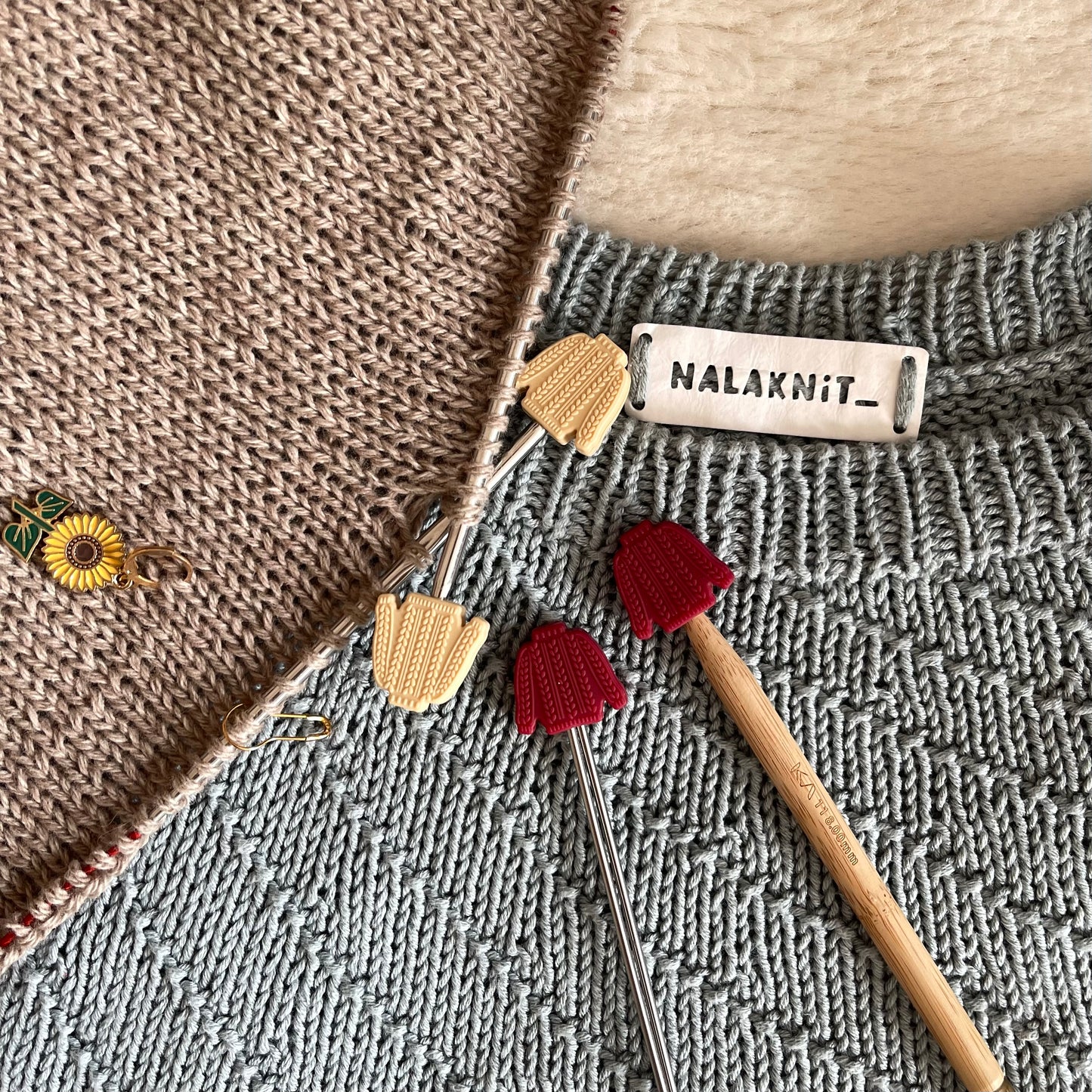 NEEDLE STOPPER SWEATER