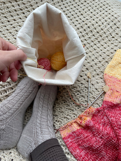 Soft Petals drawstring bag | Discontinued model