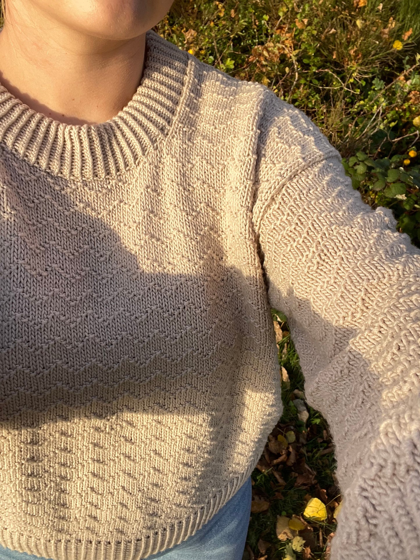 ISLASWEATER_